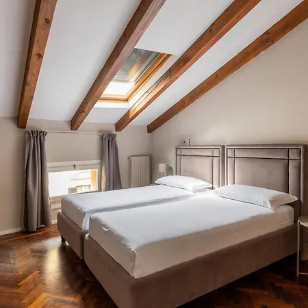 Wooden Design Apartment By Wonderful Italy Bologna Exterior photo