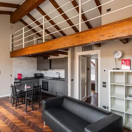 Wooden Design Apartment By Wonderful Italy Bologna Exterior photo